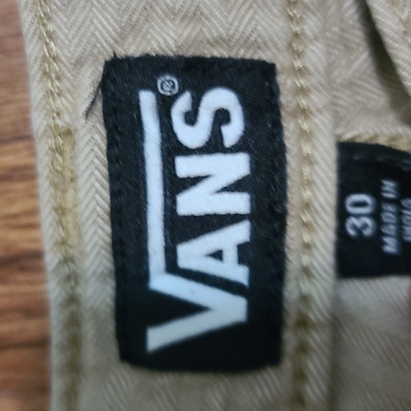 Vans shorts - Picture 2 of 7